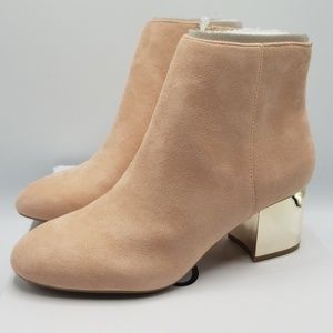 ALDO Light Pink Faux Suede Ankle  Boot 8.5 Med